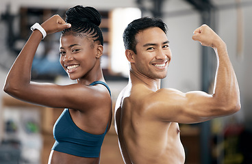 Image showing Portrait, black woman or coach flexing muscle or body goals in training or fitness exercise at gym. Coaching results, happy friends or healthy sports athletes with strong biceps, motivation or focus