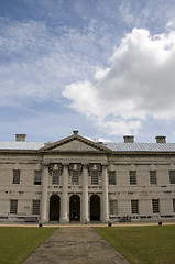 Image showing White house