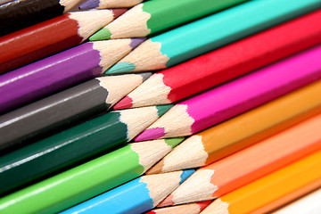 Image showing colored pencils 