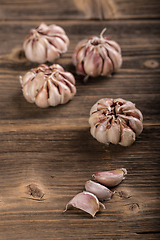 Image showing Garlic cloves