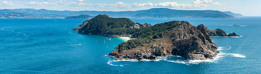 Image showing Illa de San Martino on the Cies Islands of Spain