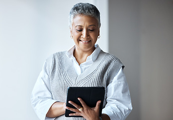 Image showing Business, woman and entrepreneur with tablet, typing and data analysis for sales growth, update system and social media. Corporate, female employee and leader with device, smile and online reading