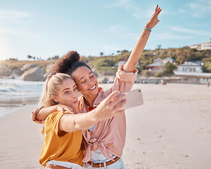 Image showing Selfie, beach and friends on summer, vacation or holiday, happy and smile while bonding on mockup background. Travel, freedom and women hug for photo, profile picture or social media post in Miami