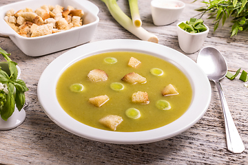 Image showing Green leek soup