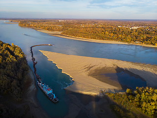 Image showing barge in the working river