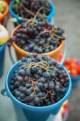Image showing Bucket with grapes
