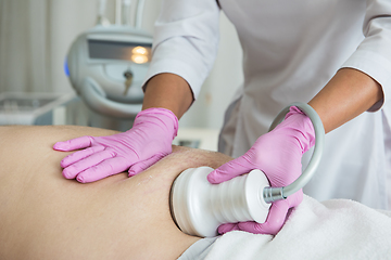 Image showing Belly cavitation at modern beauty clinic