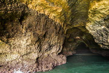 Image showing Beautiful cave in the Algarve