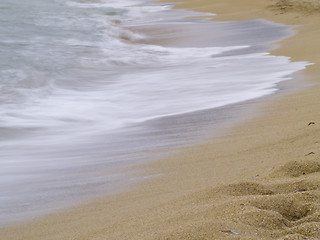 Image showing waves on the beach