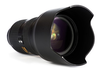 Image showing High end lens for a DSLR camera