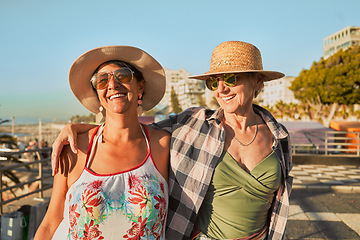 Image showing Summer, senior friends and women at beach day on weekend, retirement holiday and vacation. Travel, friendship and smile, happy and excited elderly females on adventure, freedom and relax in Miami