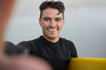 Image showing Surfer, man and beach selfie with smile for waves, wellness and sports training in summer for social media. Ocean athlete, surfboard or profile picture for fitness, sport and adventure for exercise