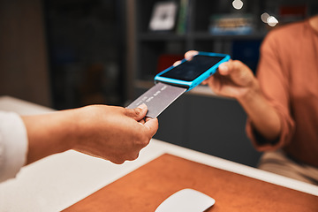 Image showing Closeup, hands and credit card for cashless payment, discount and ecommerce with client in store. Zoom, machine and contactless transaction with retail sale, fintech and digital money for purchase