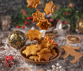 Image showing Falling Christmas gingerbread