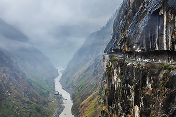 Image showing Car on road in Himalayas