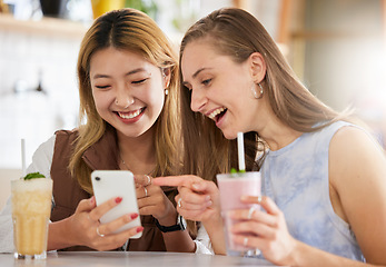 Image showing Funny, phone or friends on social media in cafe with happy smile on holiday vacation or weekend. Fake news, web or gen z women reading crazy gossip content on mobile app on date with cocktails drinks