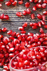 Image showing grains of ordinary red pomegranate