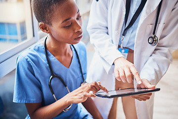 Image showing Tablet, black woman or doctors planning surgery in conversation about medical news or tests results in hospital. Teamwork, digital or nurses speaking of online healthcare report or website research