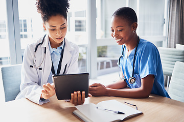 Image showing Tablet, black woman or doctors with medical research reading news or tests results in hospital together. Teamwork, digital tech or African nurses planning or speaking of healthcare report on website