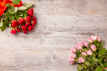 Image showing Red and pink roses