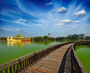 Image showing Kandawgyi Lake, Yangon, Burma Myanmar