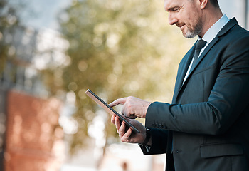Image showing Outdoor, business and man with a tablet, typing and connection with social media, email notification and research. Person, broker and accountant with technology, city and search internet with network