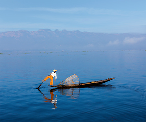 Image showing Traditional Burmese fisherman at Inle lake