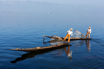 Image showing Traditional Burmese fisherman at Inle lake