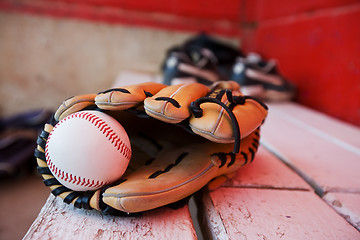 Image showing baseball glove