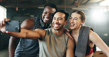 Image showing Friends, phone and reading with laughing, gym or pointing with meme, funny joke or smile with web blog. Men, woman and fitness team with smartphone, comic video or memory for training in workout room