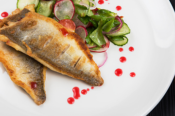 Image showing Fillet of zander with vegetables