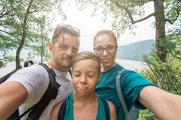 Image showing Selfie of family on the Teletskoye lake