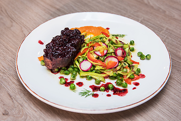 Image showing Roasted beef with berries sauce