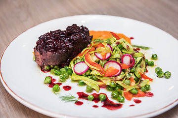 Image showing Roasted beef with berries sauce