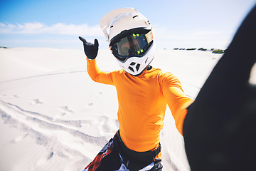 Image showing Motorbike, man and posing for selfie in desert for race challenge, freedom and wellness in action. Athlete, fast and adrenaline in extreme sports, fitness and energy for competition on dirt bike