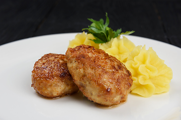 Image showing Chicken meat cutlet with mashed potatoes