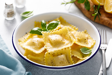 Image showing Ravioli with ricotta cheese and fresh basil