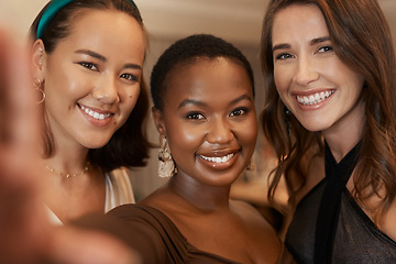 Image showing Portrait, women or friends take a selfie at a party in celebration of New Years or social event on holiday vacation. Smile, faces or black woman taking pictures with happy people for social media