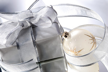 Image showing Christmas ball and gift