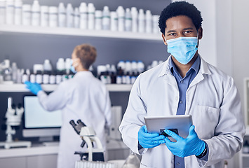 Image showing Portrait, science and black man with mask, tablet and laboratory for vaccine, cure or healthcare. Medical professional, face cover or Nigerian male in lab, diagnosis for virus, innovation or research