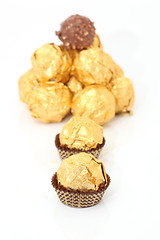 Image showing gold chocolate