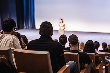 Image showing Woman giving presentation on business conference event.