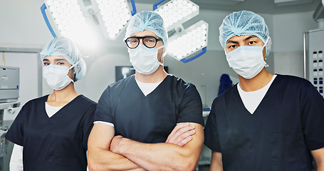 Image showing Surgeon team, doctor and people in portrait, healthcare and confidence in operation theater for medical procedure. Surgery, health professional and help in hospital, expert in mask and collaboration