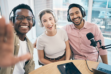 Image showing Podcast, portrait and group selfie of happy friends together, live streaming or people recording broadcast. Face, team and radio hosts take picture at table for social media blog on headphones or mic