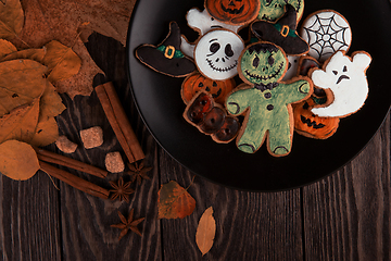 Image showing Ginger biscuits for Halloween