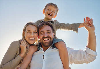 Image showing Family, mother and father with child, for holiday, vacation and being happy together outdoor. Portrait, mama and dad with kid for quality time, travel and bonding being loving, carry boy and have fun