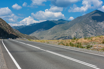 Image showing Chuysky trakt road in the Altai mountains.