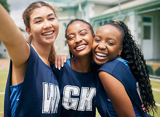 Image showing Sports, team and girl netball selfie, hug with fitness and college or school club with outdoor portrait. Exercise, competitive sport and happy people, smile in picture and player training on court.