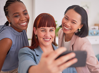 Image showing Phone selfie, office and business people, women or coworkers taking picture for social media. Tech, diversity and group of employees, friends or colleagues on wifi take mobile photo for happy memory.