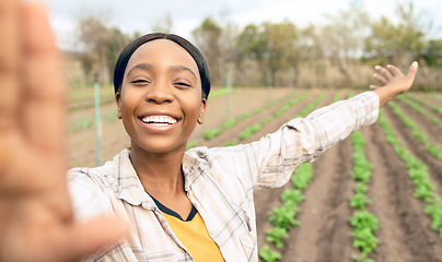 Image showing Farming, woman and selfie for vegetables, plants growth and quality harvest for health and wellness. Agriculture, portrait and black female happy, farm and eco friendly for produce, outdoor and smile